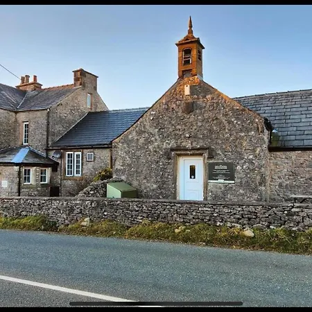 Old School House - Yorkshire Three Peaks Challenge *
