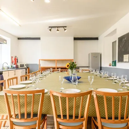 Hébergement de vacances Old School House Sleeps 26 Pets Weathercote